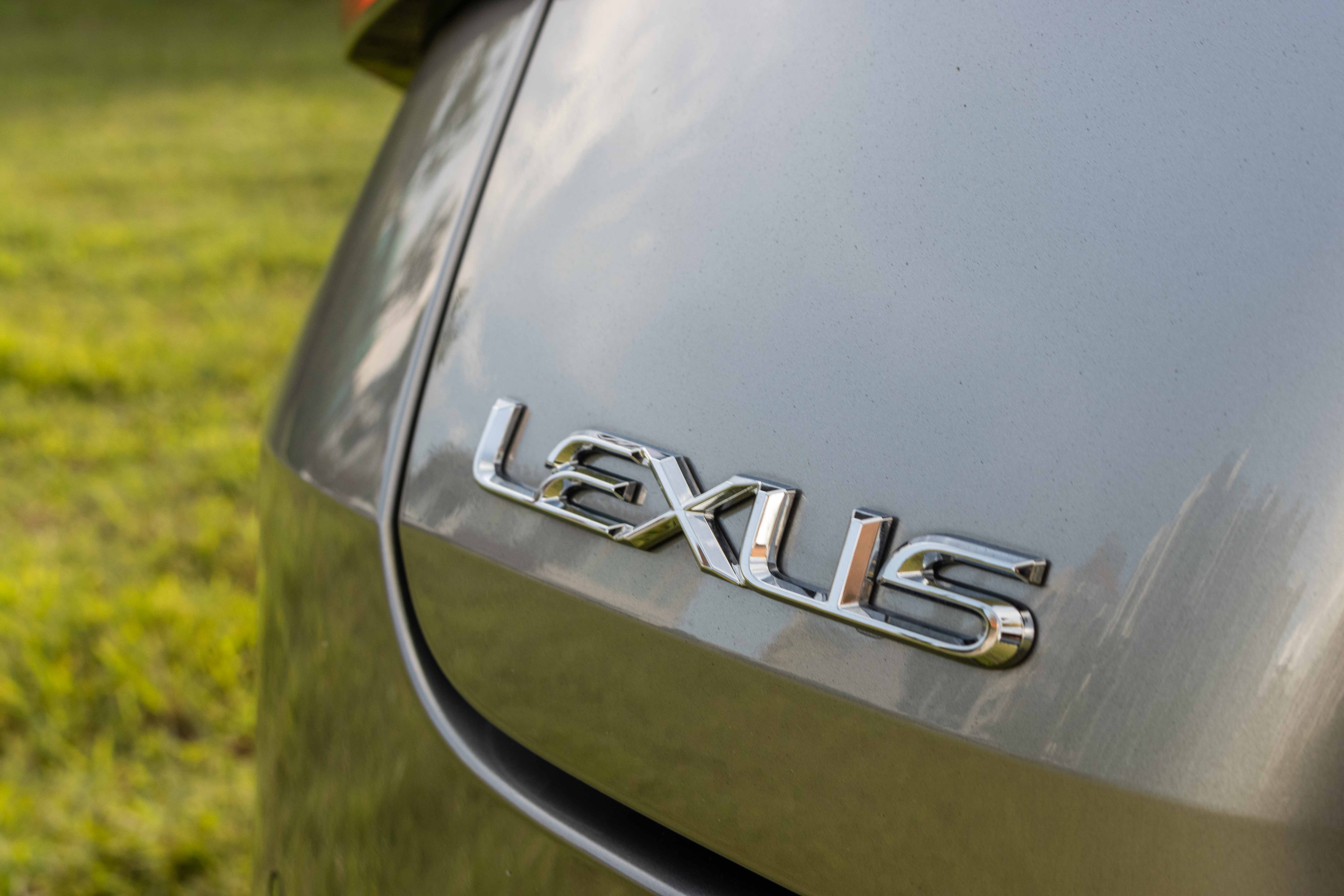 Lexus IS 300h Singapore