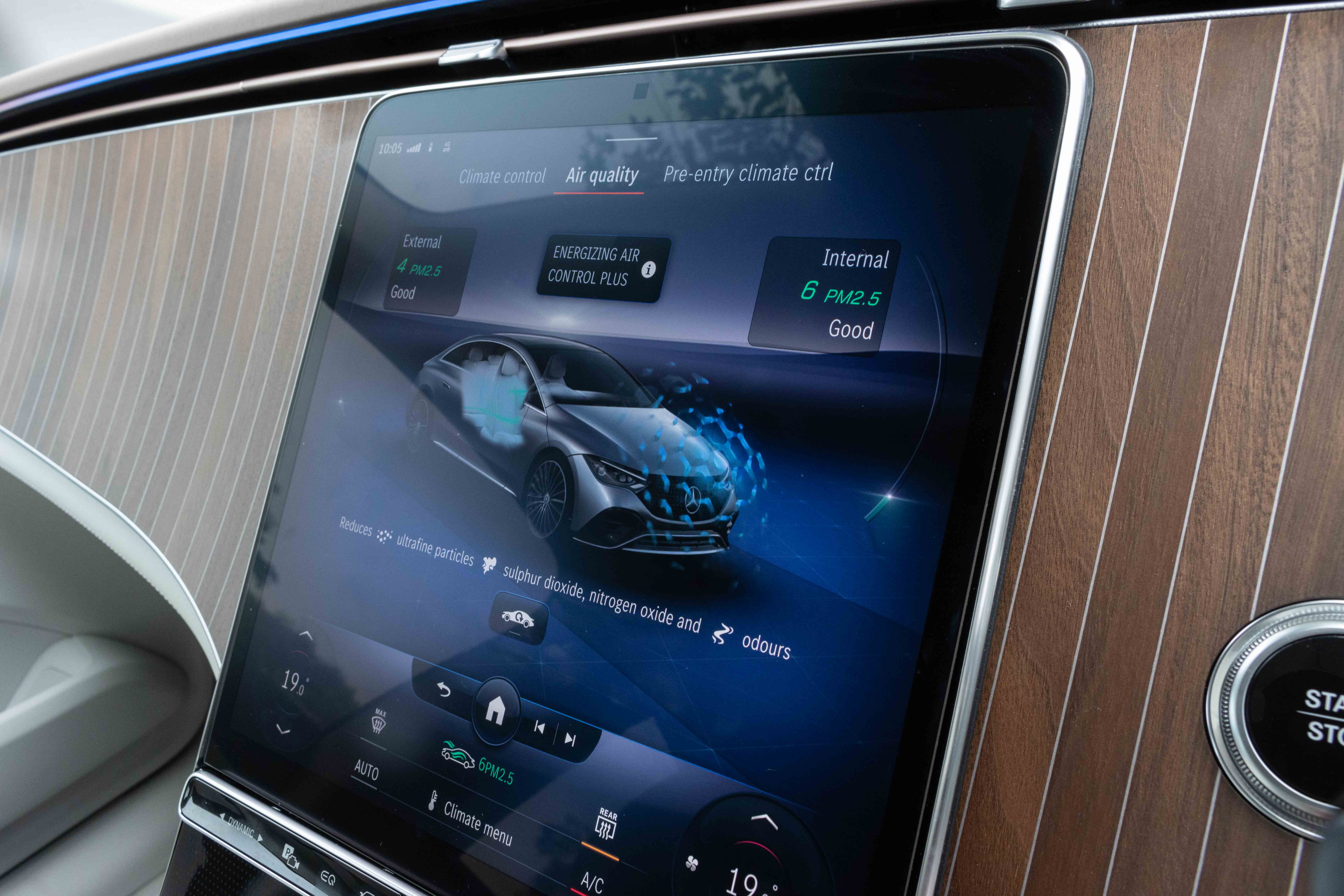 2022 Mercedes-EQ EQE 350+ Singapore - Infotainment screen