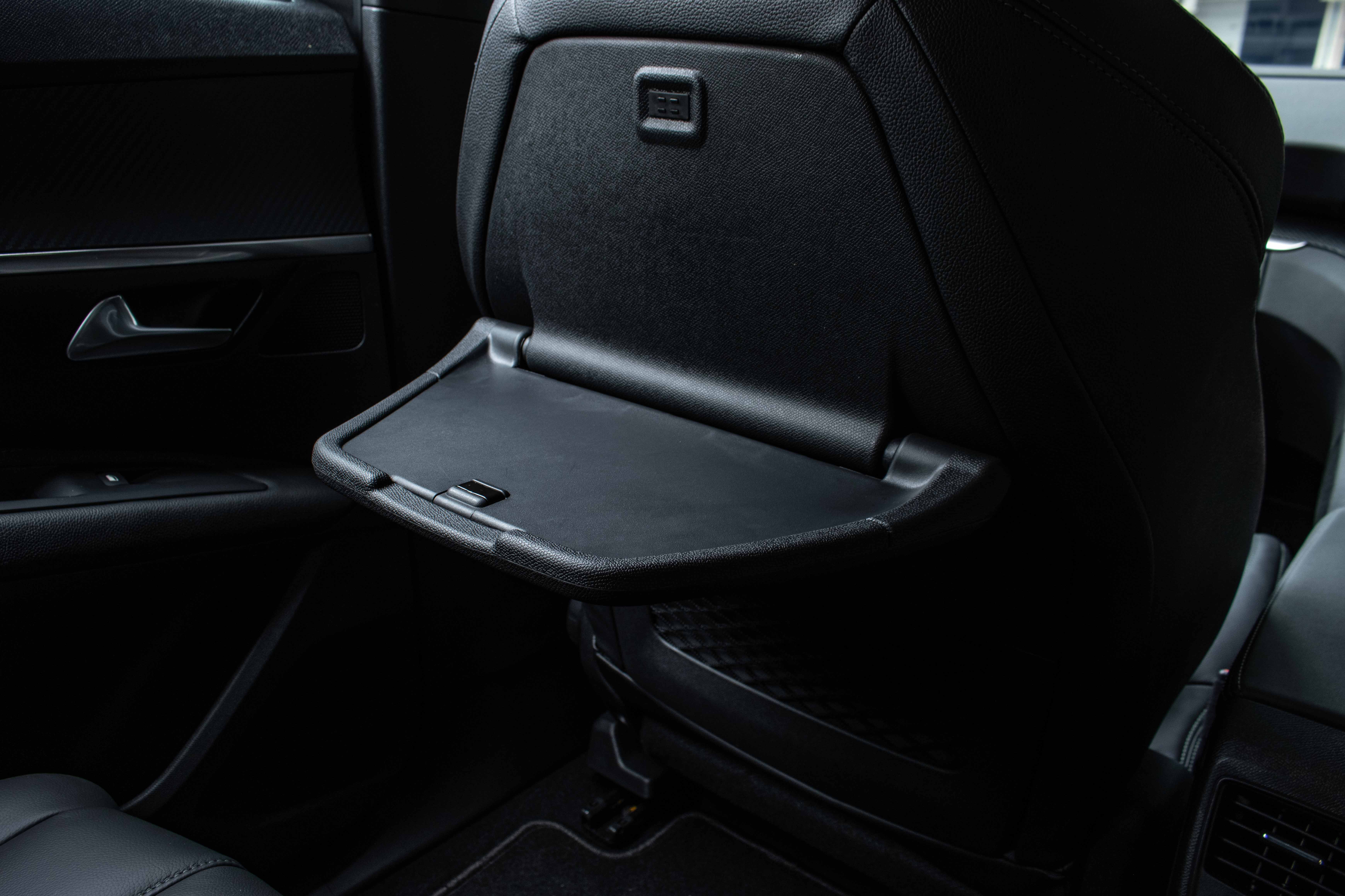 2021 Peugeot 5008 1.2 PureTech EAT8 7 Seater Active Premium Singapore - middle row tray
