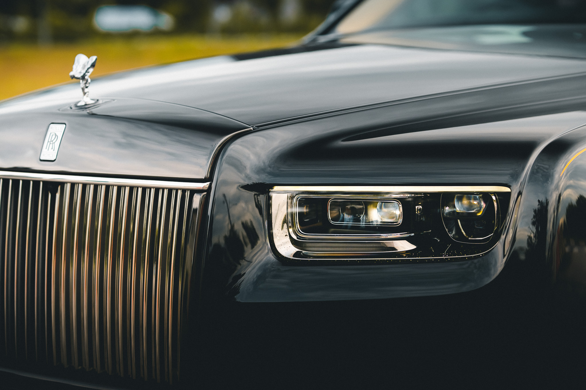 Rolls-Royce Phantom Series II headlights