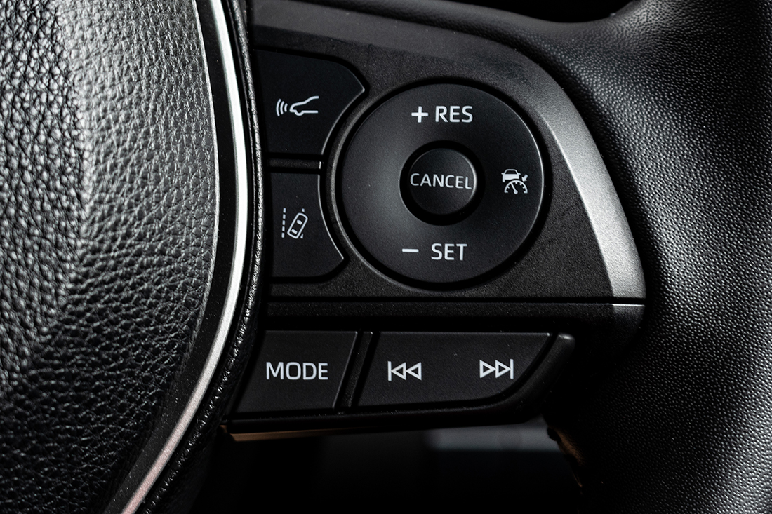 Toyota Corolla Altis 1.6 Elegance Singapore - Steering wheel detail
