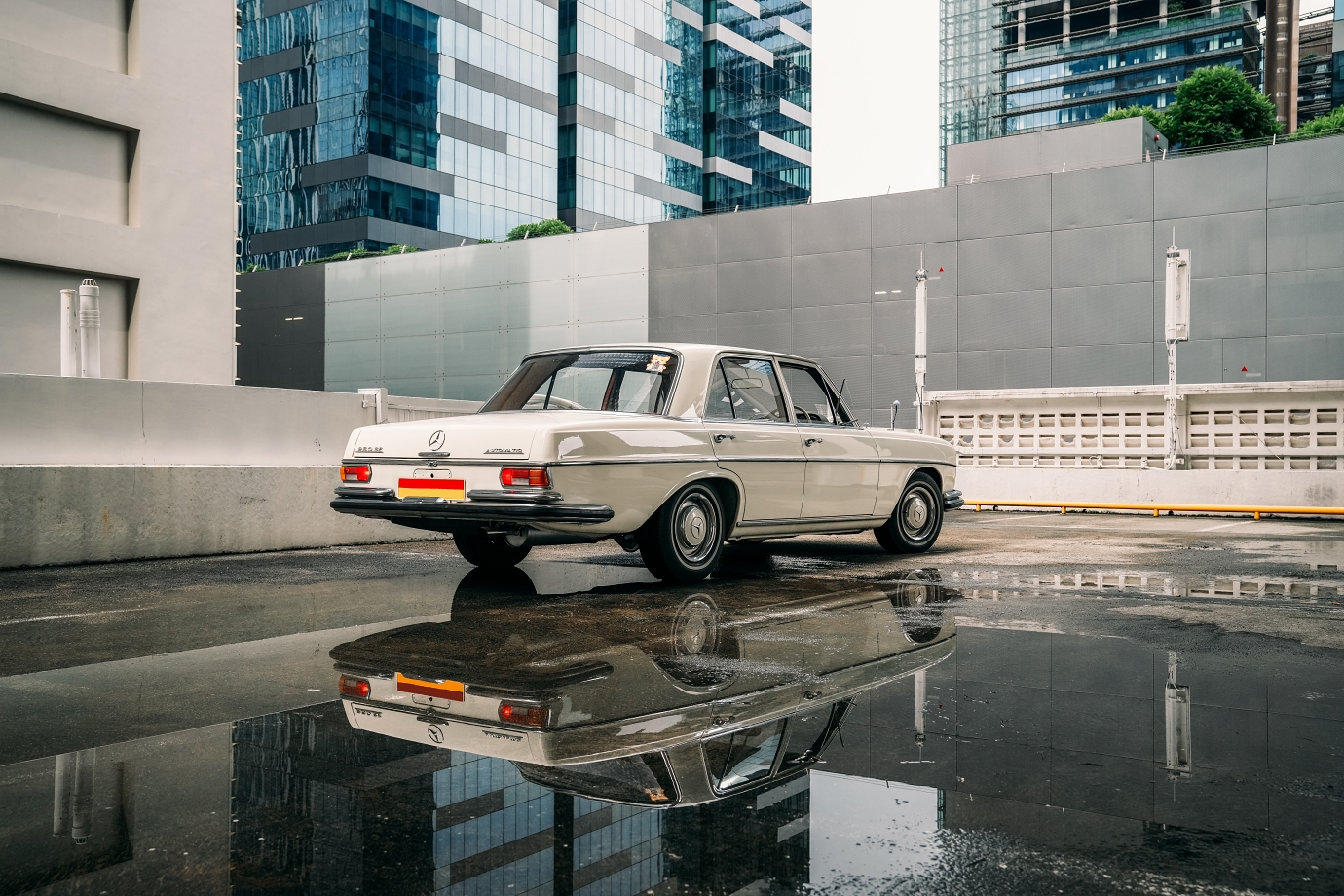 1968 W108 250 SE was imported to Singapore from Australia in 2018