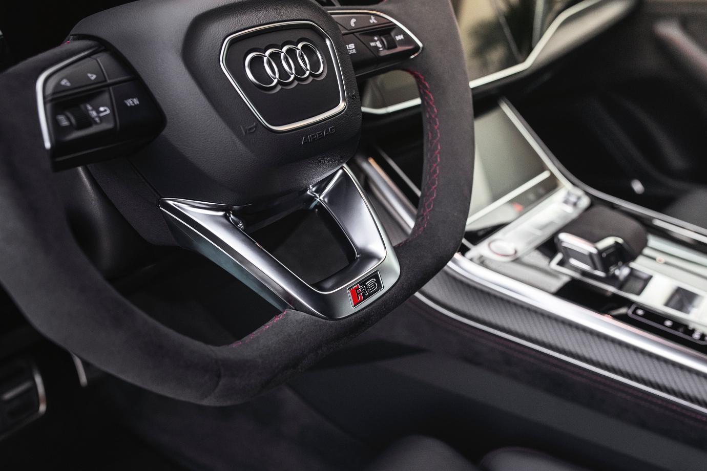 Flat-bottomed steering wheel... because sporty