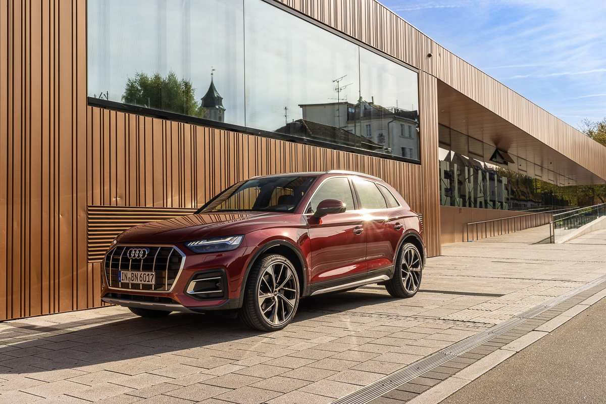 2022 Audi Q5 2.0 S Line Review Lindau Insel, Germany : Where I literally just got a speeding fine