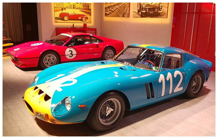 250 GTO & 288 GTO at the Universo Ferrari exhibition