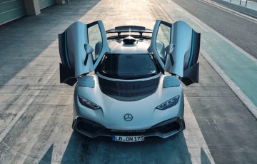 This is the really very final production version of the 1,000bhp+ Mercedes-AMG One